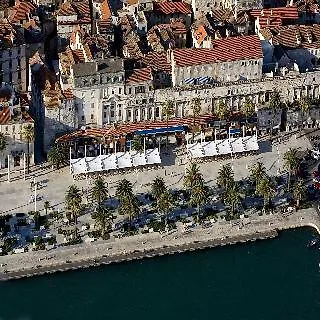 Szálloda 4 In Split