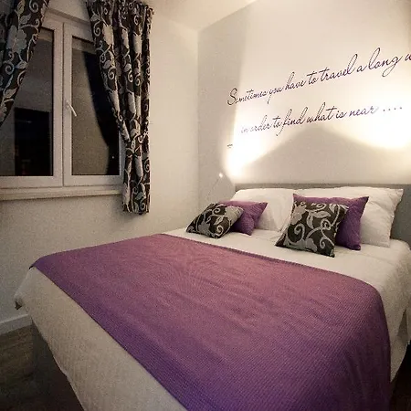 4 In 4* スプリト