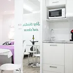 4 In Ξενοδοχείο 4*