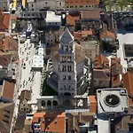 4 In Ξενοδοχείο Σπλιτ