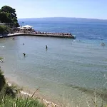 4 In Ξενοδοχείο