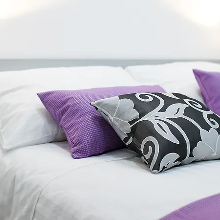 4 In Hotel 4*