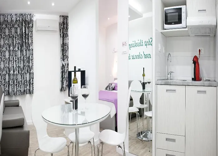 4 In 4* 스플리트